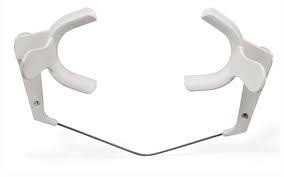 Cheek Retractor Wire Type Clear