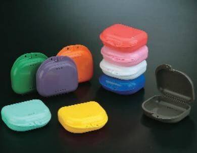Chroma Retainer Boxes