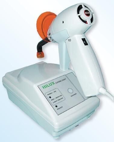 Hilux 250 Turbo Curing Light - First Medica